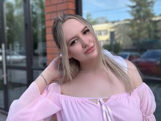 KellyHowell