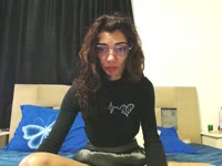 „Sunt genul de necaz pe care ți-l dorești. Nu mușc… decât dacă meriți