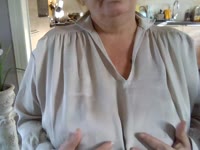 1. Zwoel & Open-minded
Altijd nieuwsgierig, nooit veroordelend.
Jij fantaseert – ik laat het gebeuren.
Laat los... en laat mij je verrassen. 1. Zwoel & Open-minded
Altijd nieuwsgierig, nooit veroordelend.
Jij fantaseert – ik laat het gebeuren.
Laat los... en laat mij je verrassen.