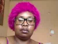 hey guys the reason why you should spend time with in my room im a very sexy woman mature who knws very well wat i want en i knw how to please a man and im very entertaining person u wont regret to visit my rooom