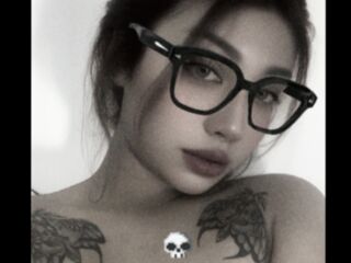 free webcam chatroom AmelieEva