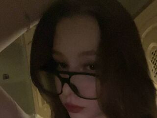 naked cam DeandraKishi