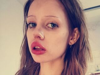 girl topless DorindaHeyden
