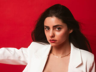 naked camgirl photo EmiliMua