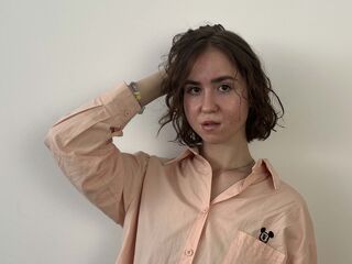 cam girl masturbating with dildo HilaryGanfield