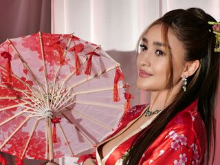 girl fingering shaved pussy LindeWhite