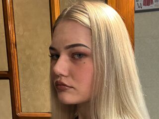 livechat NicolynMoore