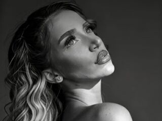 naked girl with webcam TiffanyAddams