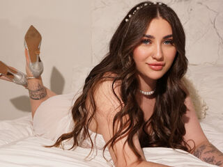 chat room cam KeiraHarts