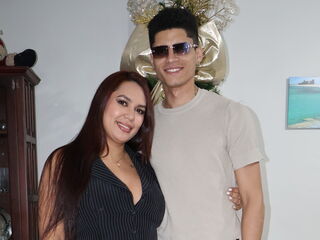 live webcam couple sex show DerekAndMia