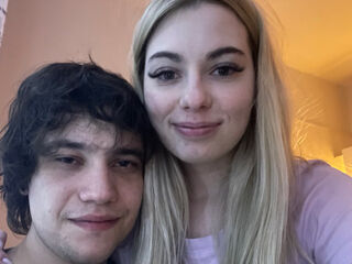 adult couple live show KaliAndGaz
