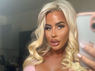 leather girl chatroom Queenbrooklynx