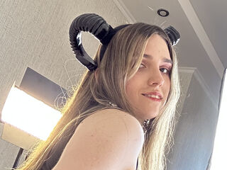 free nude webcam show AaliceWalter