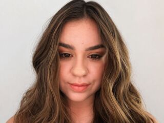 free web cam chat AlexandraThornt
