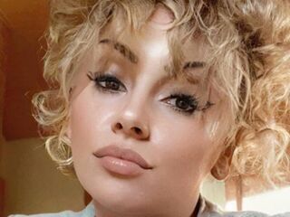 adult webcam chatroom AlexisGray