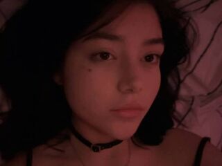 chatroom webcam photo AlisaGlow