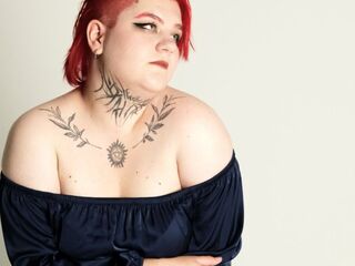 naked girl with webcam masturbating with vibrator AlisonMust