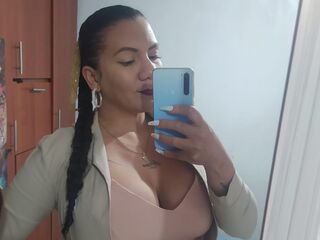 fingering girl webcam  AlysaPear