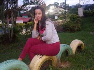 free videochat AmandaRuiz