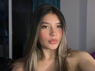 chat room webcam picture AmberCeballos