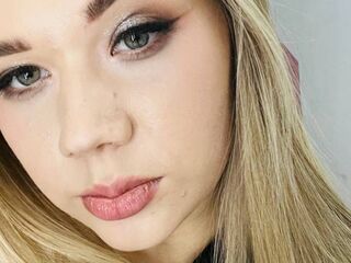 real live cam AminaDigges