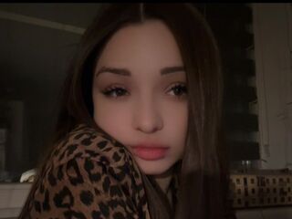 girl chatroom AngelesFaircloth