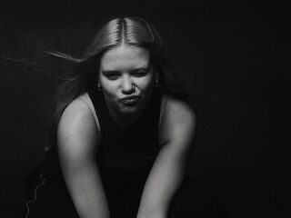 camgirl webcam pic AngellaMaulin