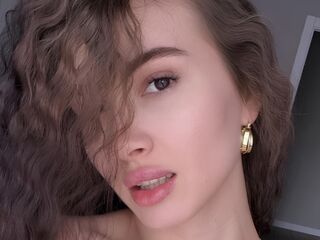 live chat room ArlaKomosinski