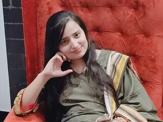 camwhore spreading pussy AyeshaSajid