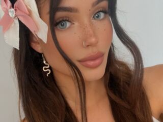 nude webcam girl pic BellaSophiaSky
