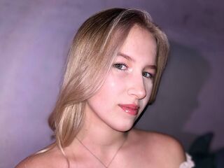 dirty webcam picture BettyKirsy