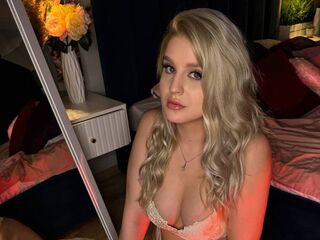 naked camgirl picture BlondieVi