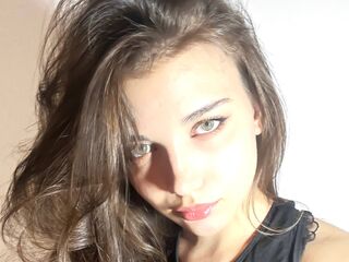 fingering webcamgirl BriandaLudwic