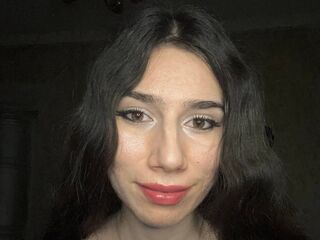 camslut topless BritanySudderth