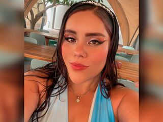 free live chatroom CamilJoness