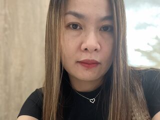 naked camgirl CamillaRobinson