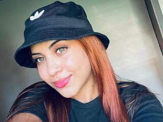 camgirl fingering wet pussy CandiePasion