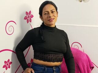 cyber sex webcam CanelaGolden