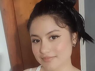 camwhore spreading pussy CataleyaWem
