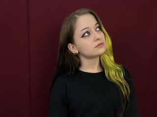 naked cam girl masturbating with vibrator CatinaCantrell