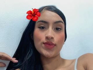 naughty chat ChanelBibelot