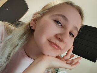 naked cam girl gallery ChristiaRetterat