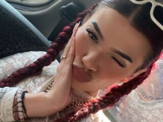 nude webcam girl ClhoeOwen
