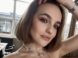 webcam show CloeTwilight