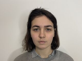 sexcam photo CorinaHariri