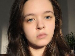 chatwhore CorneliaAdling