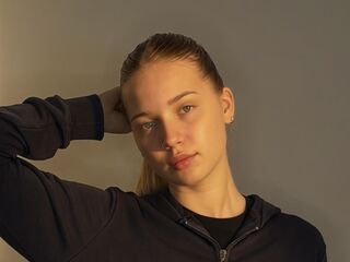 adultcam picture CristalCinnamond