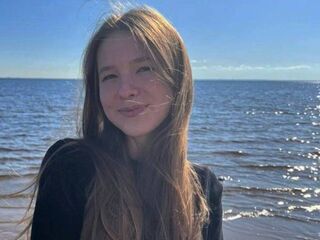 cam whore DarcelMele