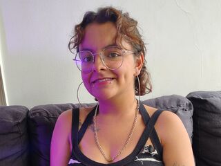 camwhore nude DarcyTear
