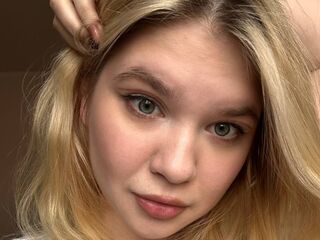 camgirl masturbating DebrahPloeger